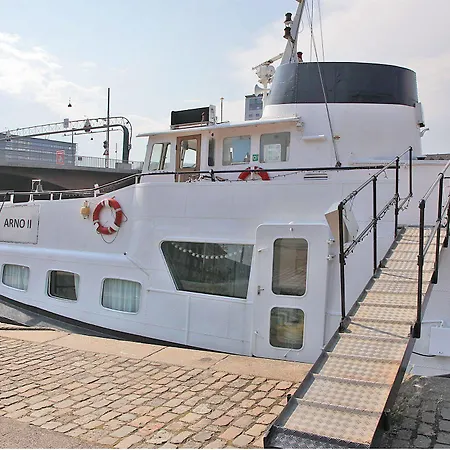 Bateau-hôtel Houseboat
